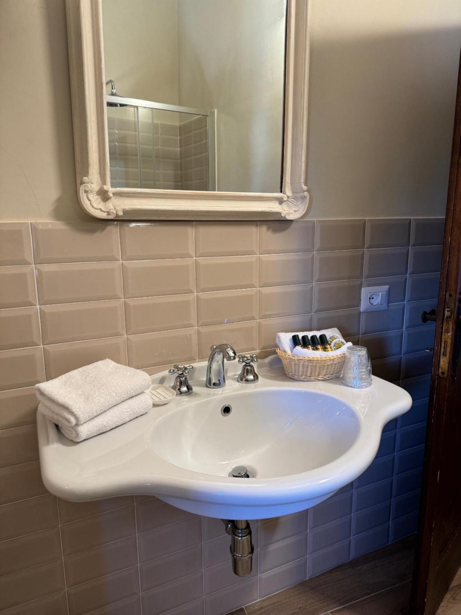 Farm stay Castello Vicchiomaggio