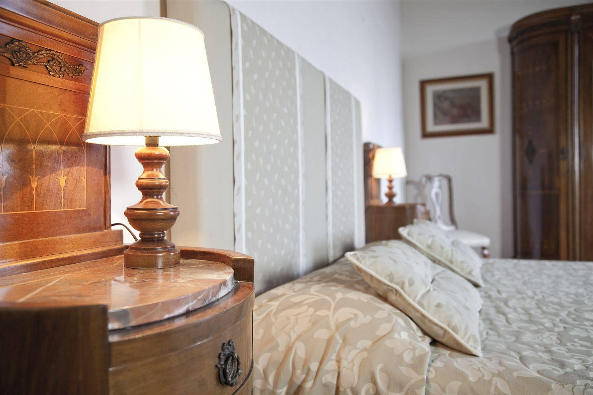 Castello Vicchiomaggio Farm stay *